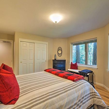Convenient Apt With Fire Pit About Half-Mi To Lake! غروفلاند المظهر الخارجي الصورة